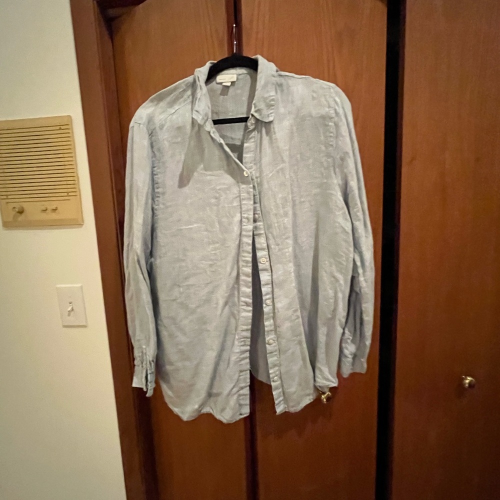 J. Jill women Casual Light Blue Button Down Shirt linen